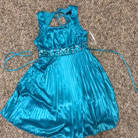 My Michelle pleated dress size 8 - Picture 1 of 3